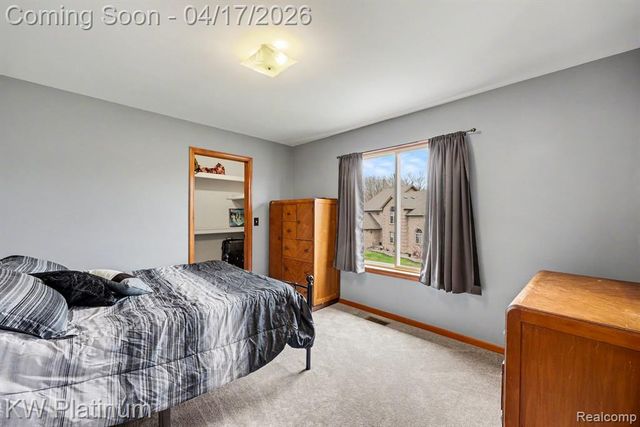 29124 Lesnau Court, Chesterfield, MI 48047