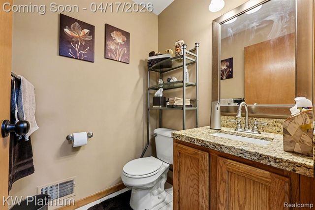 29124 Lesnau Court, Chesterfield, MI 48047