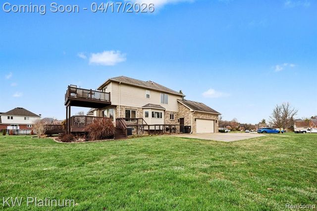 29124 Lesnau Court, Chesterfield, MI 48047