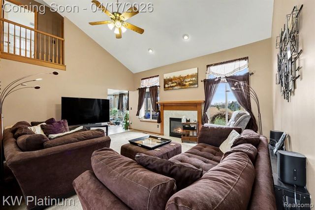 29124 Lesnau Court, Chesterfield, MI 48047