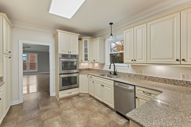 123 Saint Andrews Dr, Franklin, TN 37069