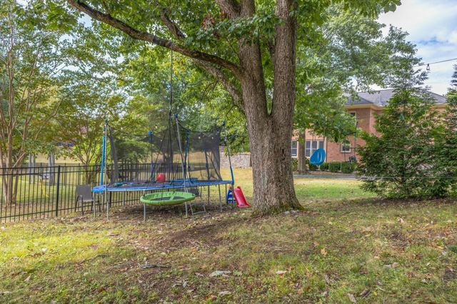 123 Saint Andrews Dr, Franklin, TN 37069