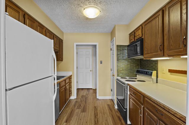 1004 Autumn Ridge Drive, Lexington, KY 40509