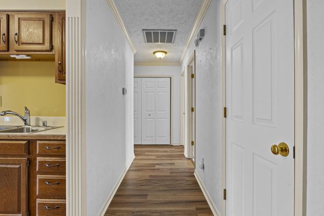 1004 Autumn Ridge Drive, Lexington, KY 40509