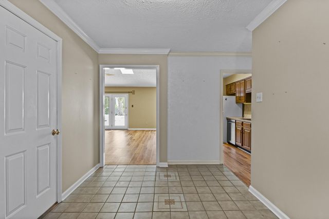 1004 Autumn Ridge Drive, Lexington, KY 40509