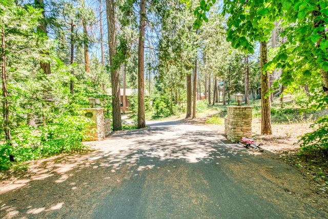 39145 Checkerbloom Lane, Shaver Lake, CA 93664