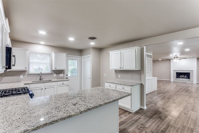 5229 Rutland Avenue, Fort Worth, TX 76133