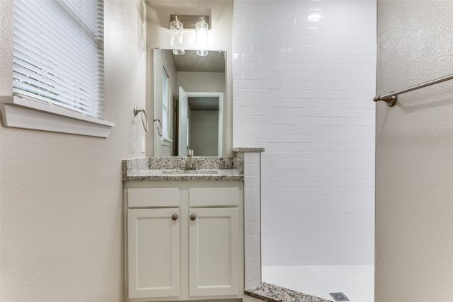5229 Rutland Avenue, Fort Worth, TX 76133