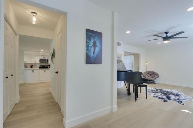 1808 N 17th Ave Avenue N, Lake Worth Beach, FL 33460