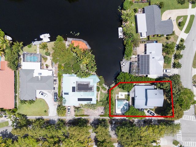 1808 N 17th Ave Avenue N, Lake Worth Beach, FL 33460