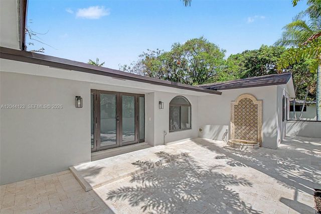 17050 SW 83rd Avenue, Palmetto Bay, FL 33157