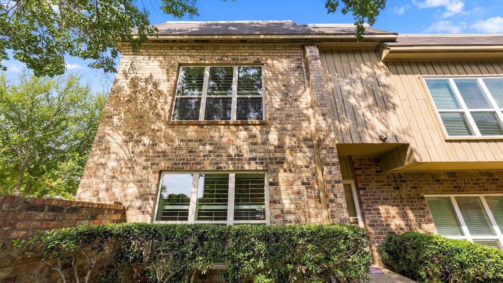 4325 Bellaire Drive S, Fort Worth, TX 76109 — photo 2