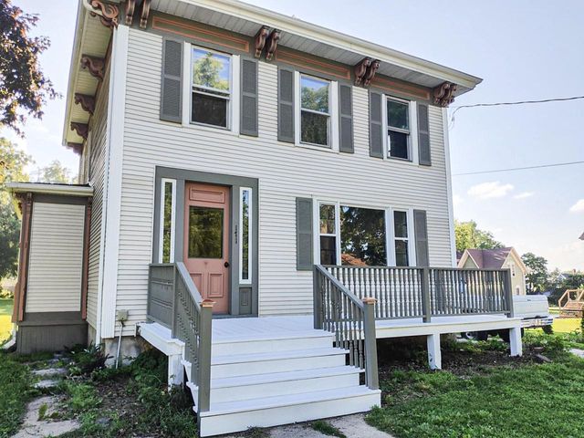 171 Martin STREET, Sharon, WI 53585