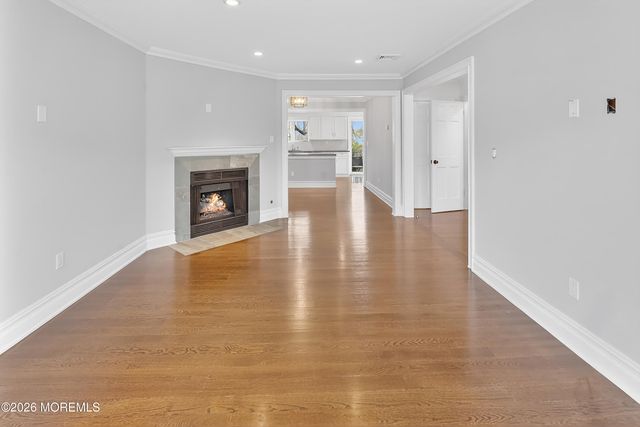 65 E River Road 20, Rumson, NJ 07760