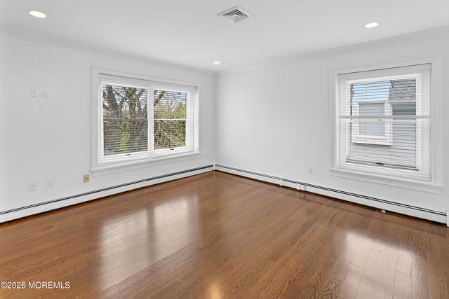 65 E River Road 20, Rumson, NJ 07760