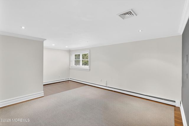 65 E River Road 20, Rumson, NJ 07760