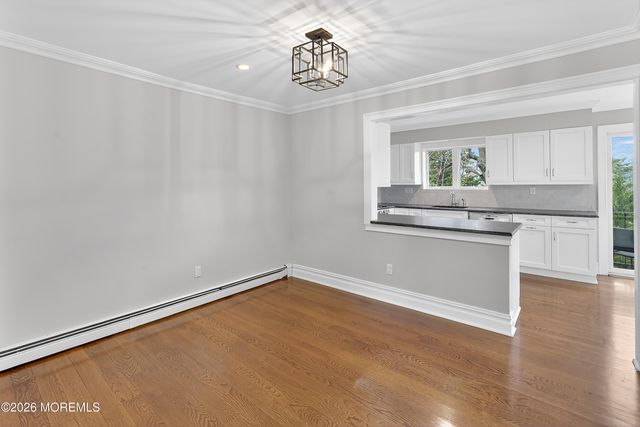 65 E River Road 20, Rumson, NJ 07760
