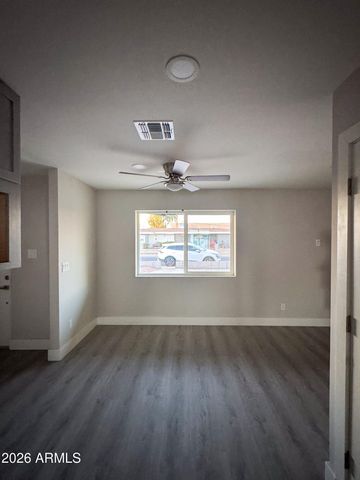 5837 W PIERSON Street, Phoenix, AZ 85031