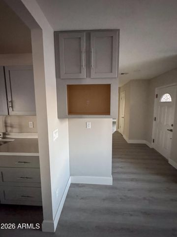 5837 W PIERSON Street, Phoenix, AZ 85031