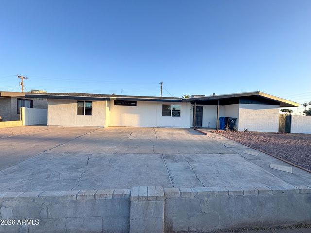 5837 W PIERSON Street, Phoenix, AZ 85031