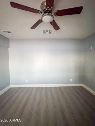 5837 W PIERSON Street, Phoenix, AZ 85031