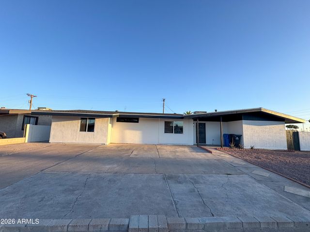 5837 W PIERSON Street, Phoenix, AZ 85031