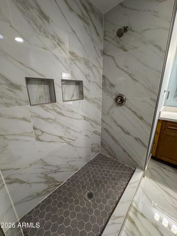 5837 W PIERSON Street, Phoenix, AZ 85031