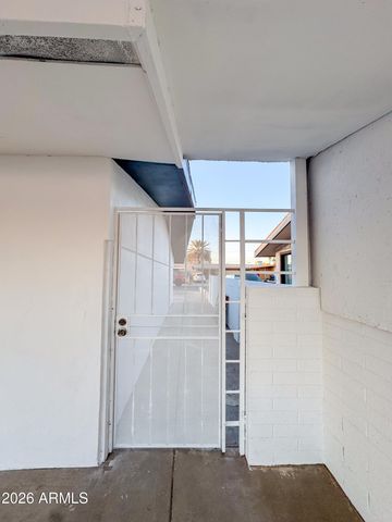 5837 W PIERSON Street, Phoenix, AZ 85031