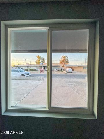 5837 W PIERSON Street, Phoenix, AZ 85031