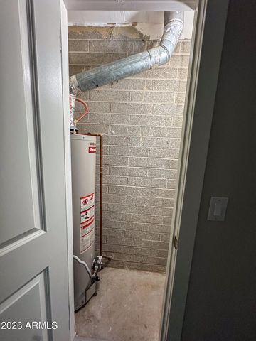 5837 W PIERSON Street, Phoenix, AZ 85031