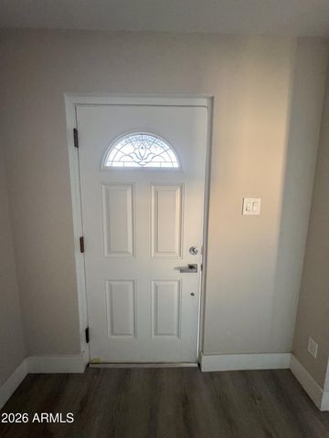 5837 W PIERSON Street, Phoenix, AZ 85031