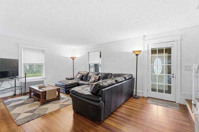 460 Salem St, Rockland, MA 02370