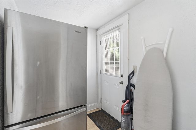 460 Salem St, Rockland, MA 02370