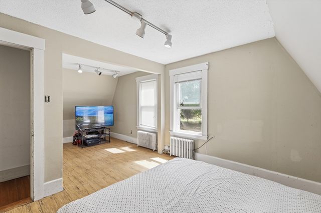 460 Salem St, Rockland, MA 02370