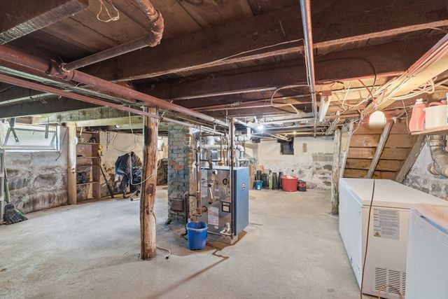 460 Salem St, Rockland, MA 02370