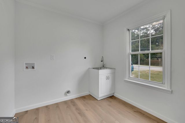 808 S Park Drive SE, Marietta, GA 30060