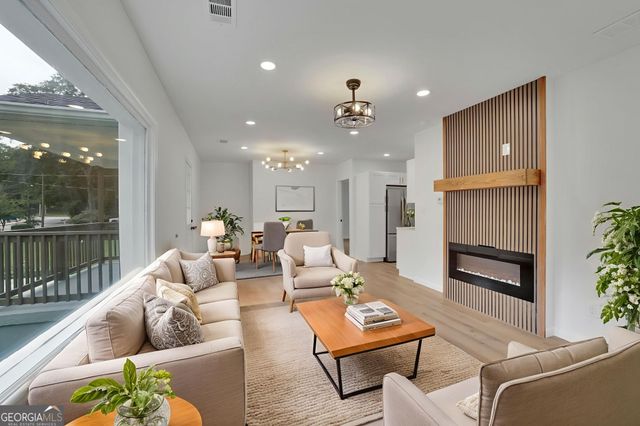 808 S Park Drive SE, Marietta, GA 30060