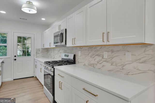 808 S Park Drive SE, Marietta, GA 30060