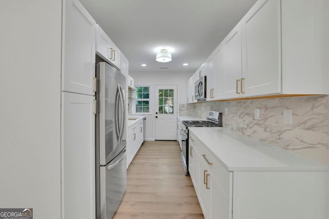 808 S Park Drive SE, Marietta, GA 30060