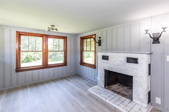 6748 Old State Route 21, Barnhart, MO 63012