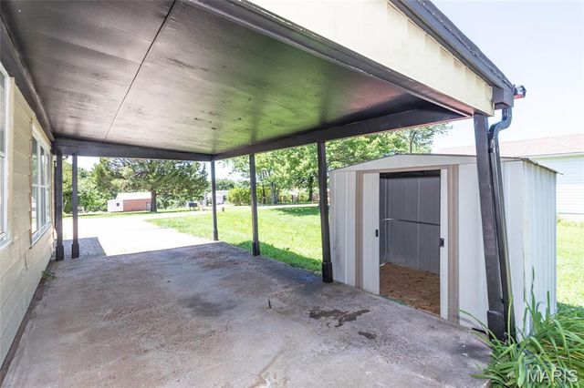 6748 Old State Route 21, Barnhart, MO 63012