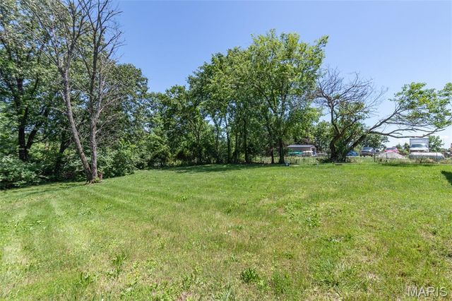 6748 Old State Route 21, Barnhart, MO 63012