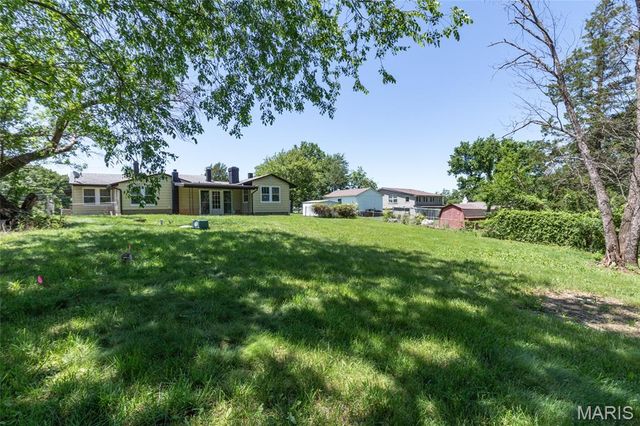6748 Old State Route 21, Barnhart, MO 63012
