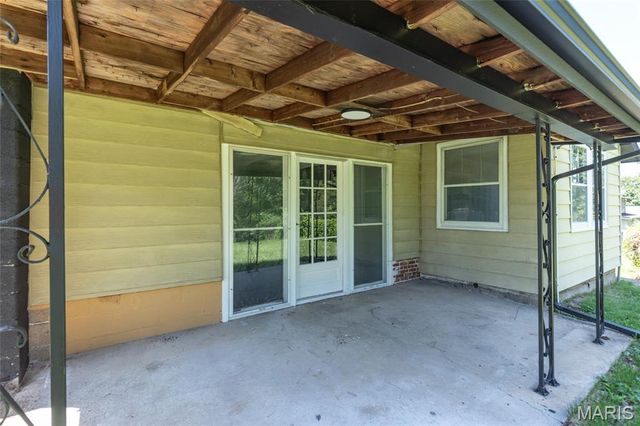 6748 Old State Route 21, Barnhart, MO 63012