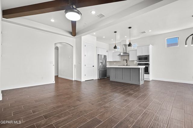 13445 Emerald Crystal Drive, Horizon City, TX 79928