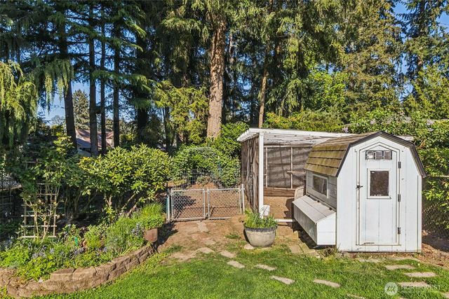 6816 4th Way SE, Lacey, WA 98503