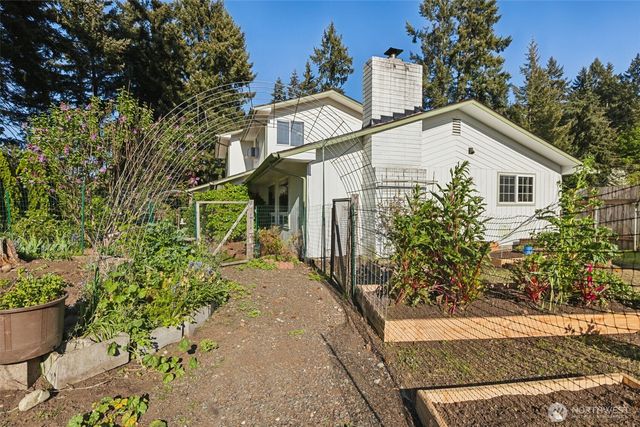 6816 4th Way SE, Lacey, WA 98503