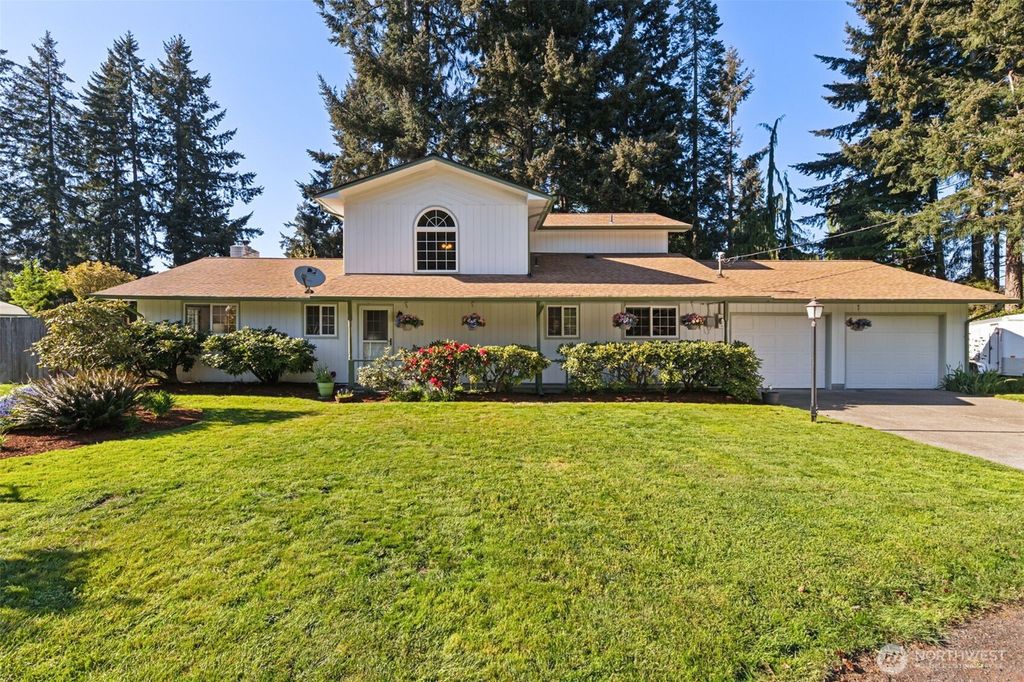 6816 4th Way SE, Lacey, WA 98503
