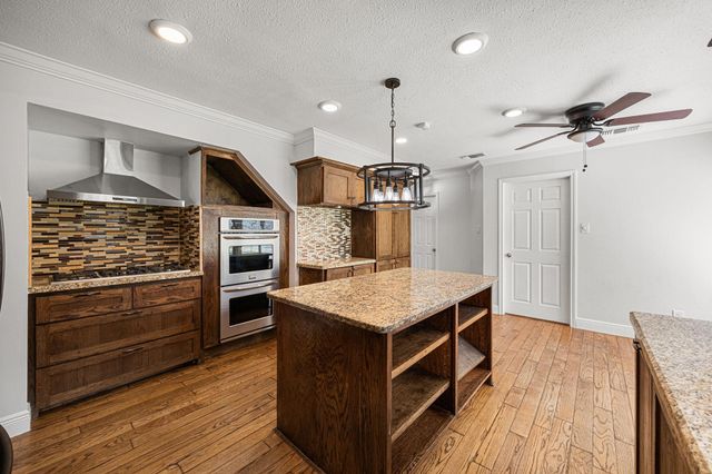 11711 Cedar Point Court, Houston, TX 77070