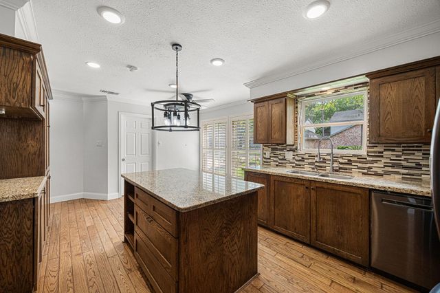 11711 Cedar Point Court, Houston, TX 77070